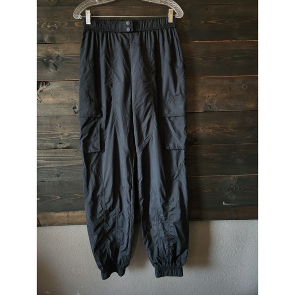 Fabletics Women's Size Small Lightweight Cargo Jogger Pants Black 28x30"‎ - Picture 10 of 11